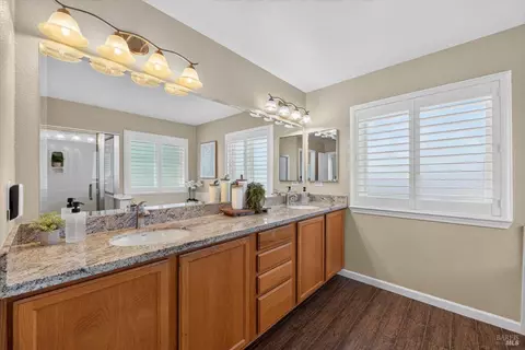 907 Dunerose Ct, Vacaville, CA 95687 photo 54