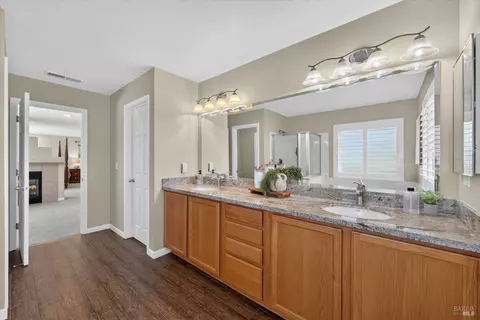 907 Dunerose Ct, Vacaville, CA 95687 photo 53