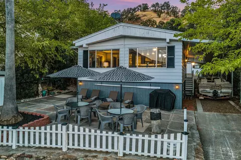Exterior - 9859 Crestview Dr, Clearlake, CA 95422 photo 14 of 14