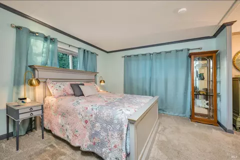 Bedroom - 9859 Crestview Dr, Clearlake, CA 95422 photo 2 of 4