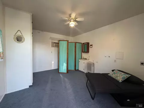 Bedroom - 9859 Crestview Dr, Clearlake, CA 95422 photo 4 of 4