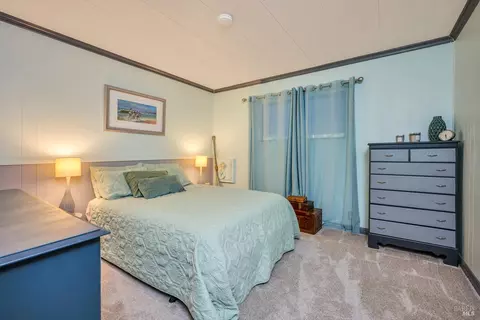 Bedroom - 9859 Crestview Dr, Clearlake, CA 95422 photo 1 of 4