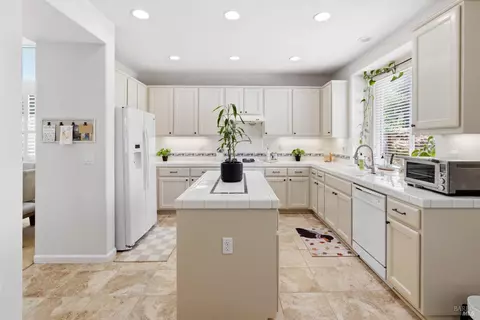 2401 Skyview Cir, Fairfield, CA 94534 photo 19