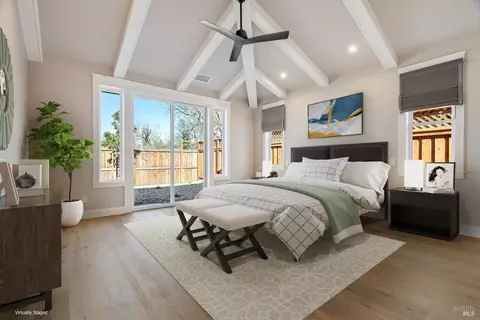 Bedroom - 125 Maywood Ln, Windsor, CA 95492 photo 1 of 5