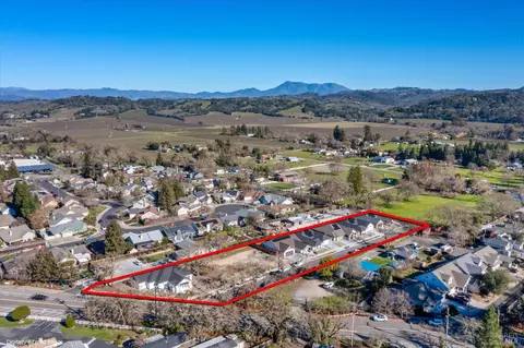 View/Area - 125 Maywood Ln, Windsor, CA 95492 photo 3 of 3