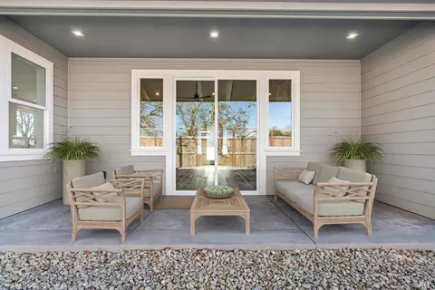 Exterior - 125 Maywood Ln, Windsor, CA 95492 photo 3 of 11