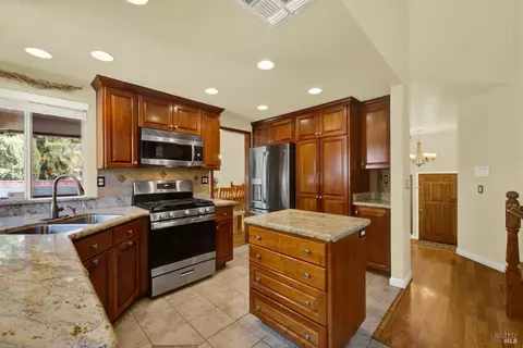 212 Wrentham Dr, Vacaville, CA 95688 photo 35