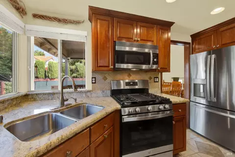 212 Wrentham Dr, Vacaville, CA 95688 photo 34