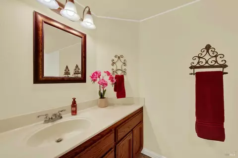 212 Wrentham Dr, Vacaville, CA 95688 photo 46