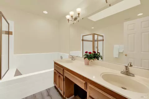 212 Wrentham Dr, Vacaville, CA 95688 photo 60