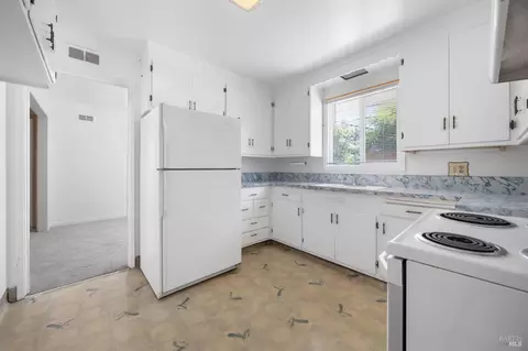 Kitchen - 108 De Anza Dr, Vallejo, CA 94589 photo 2 of 2