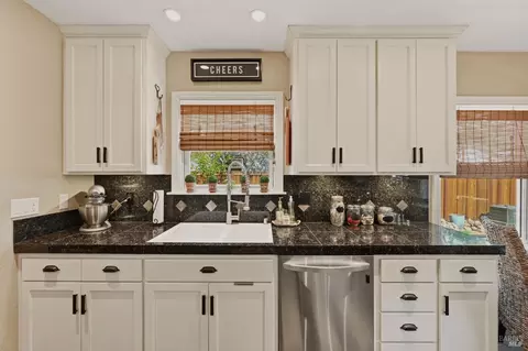 2130 2nd St, Napa, CA 94559 photo 12