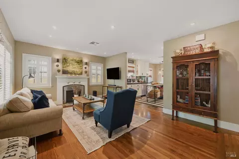 2130 2nd St, Napa, CA 94559 photo 4