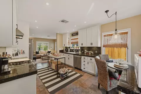 2130 2nd St, Napa, CA 94559 photo 17