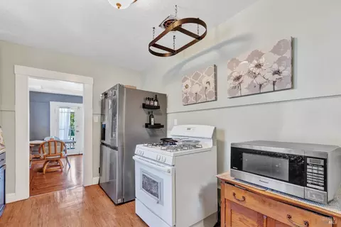 Kitchen - 807 El Dorado St, Vallejo, CA 94590 photo 1 of 3