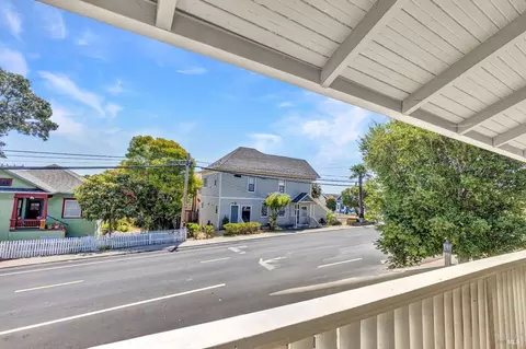 Exterior - 807 El Dorado St, Vallejo, CA 94590 photo 3 of 7