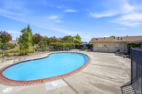 703 Sequoia St, Windsor, CA 95492 photo 44