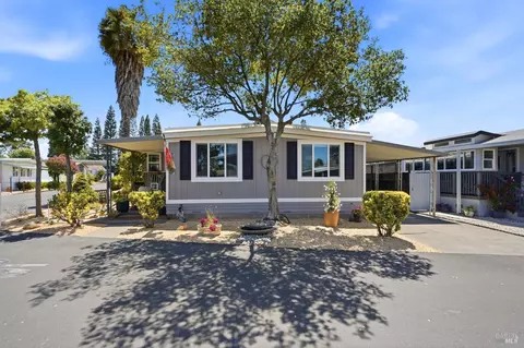 703 Sequoia St, Windsor, CA 95492 photo 1