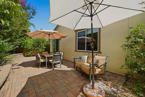 Exterior - 239 Saffron Ct, Napa, CA 94559 photo 7 of 11