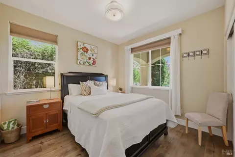 Bedroom - 239 Saffron Ct, Napa, CA 94559 photo 5 of 8