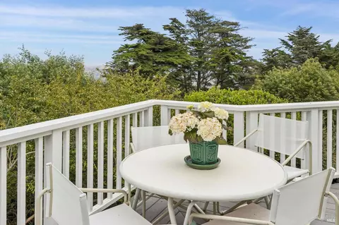 Exterior - 162 Bayview Dr, Mill Valley, CA 94941 photo 10 of 13