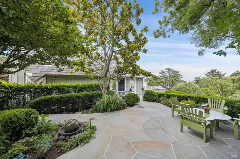 Exterior - 162 Bayview Dr, Mill Valley, CA 94941 photo 4 of 13