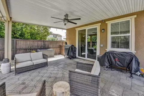 575 W Cherry St, Dixon, CA 95620 photo 28