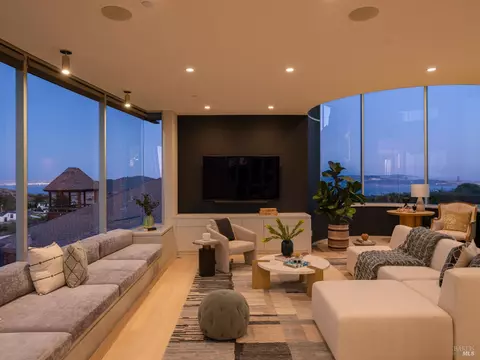 Living - 116 Sugarloaf Dr, Tiburon, CA 94920 photo 2 of 6