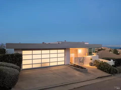 Exterior - 116 Sugarloaf Dr, Tiburon, CA 94920 photo 4 of 4