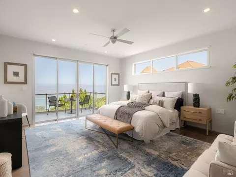 Bedroom - 116 Sugarloaf Dr, Tiburon, CA 94920 photo 1 of 6