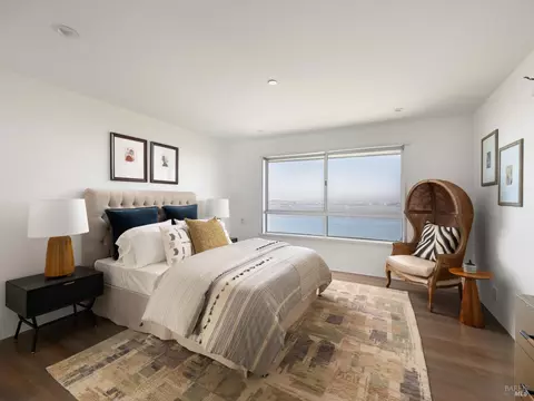 Bedroom - 116 Sugarloaf Dr, Tiburon, CA 94920 photo 4 of 6