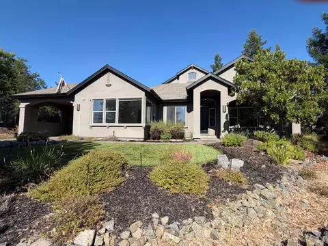 3500 Kendell Hill Dr, Santa Rosa, CA 95404