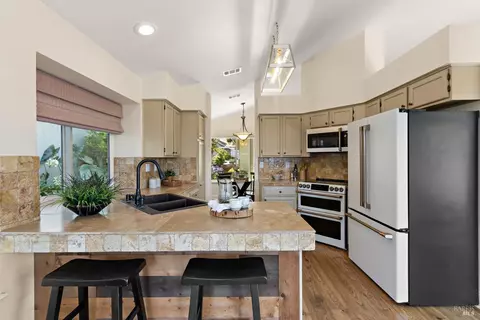 Kitchen - 114 Clearview Dr, Vallejo, CA 94591 photo 2 of 4