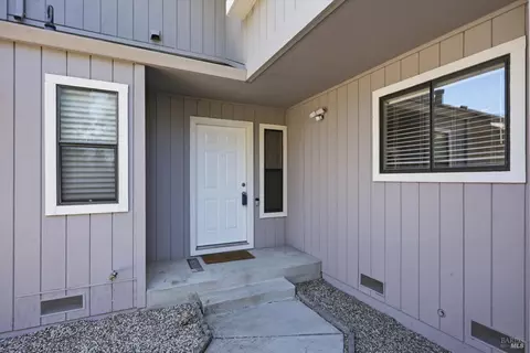 7 Gilbert Ct, Cotati, CA 94931 photo 2
