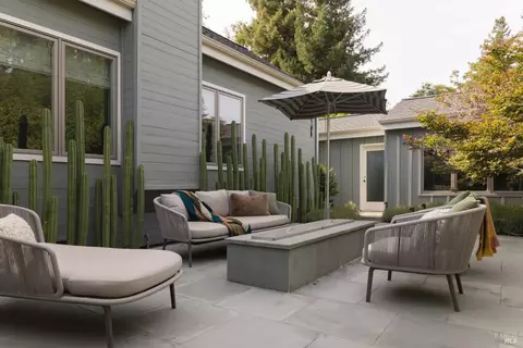 Exterior - 116 Chase St, Sonoma, CA 95476 photo 7 of 11