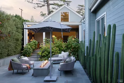 Exterior - 116 Chase St, Sonoma, CA 95476 photo 5 of 11