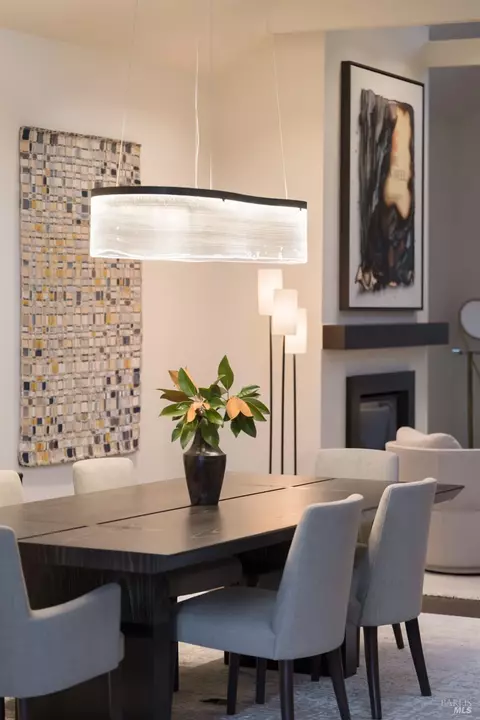 Dining - 116 Chase St, Sonoma, CA 95476 photo 3 of 3