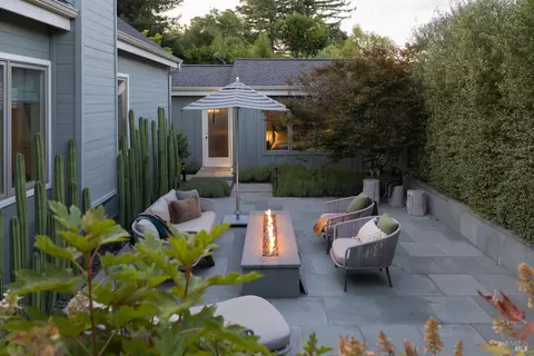 Exterior - 116 Chase St, Sonoma, CA 95476 photo 2 of 11