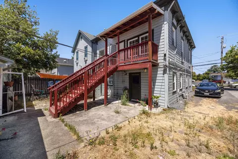 870 3rd St, Santa Rosa, CA 95404