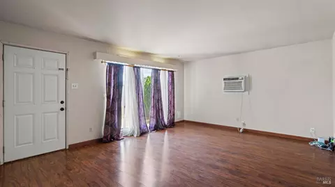 1341 Eisenhower St, Fairfield, CA 94533 photo 8
