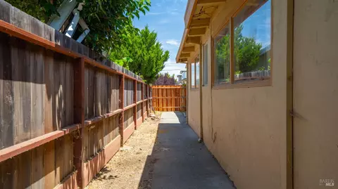 1341 Eisenhower St, Fairfield, CA 94533 photo 37