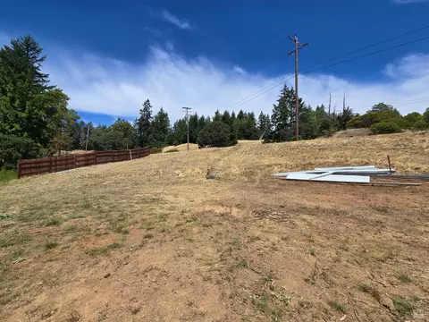 26102 Peacock Rd, Willits, CA 95490 photo 9