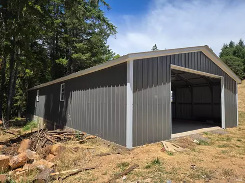 26102 Peacock Rd, Willits, CA 95490 photo 2