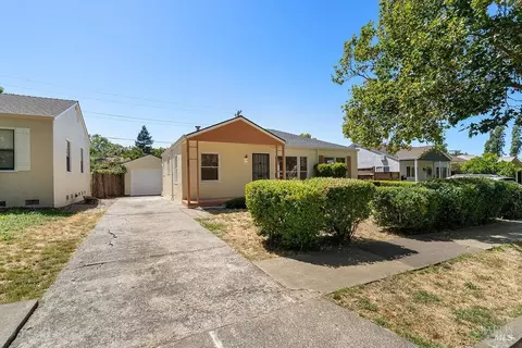 567 Cedar St, Vallejo, CA 94591 photo 2
