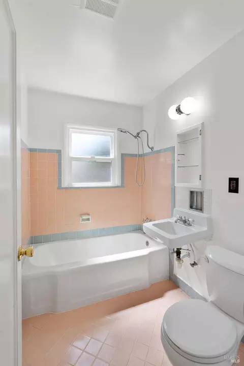 567 Cedar St, Vallejo, CA 94591 photo 12