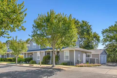 Exterior - 832-834 3rd St W, Sonoma, CA 95476 photo 11 of 13