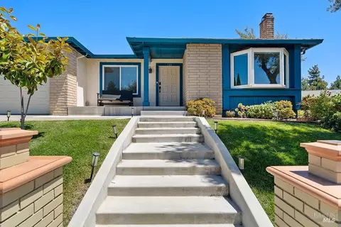 Exterior - 143 Royal Ct, Vallejo, CA 94591 photo 3 of 15