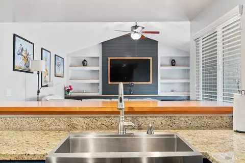 Kitchen - 143 Royal Ct, Vallejo, CA 94591 photo 5 of 5