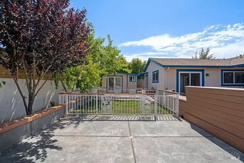 Exterior - 143 Royal Ct, Vallejo, CA 94591 photo 11 of 15