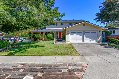 2991 Applewood Ct, Napa, CA 94558